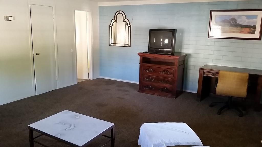 Riviera Motor Lodge Тусон Екстериор снимка